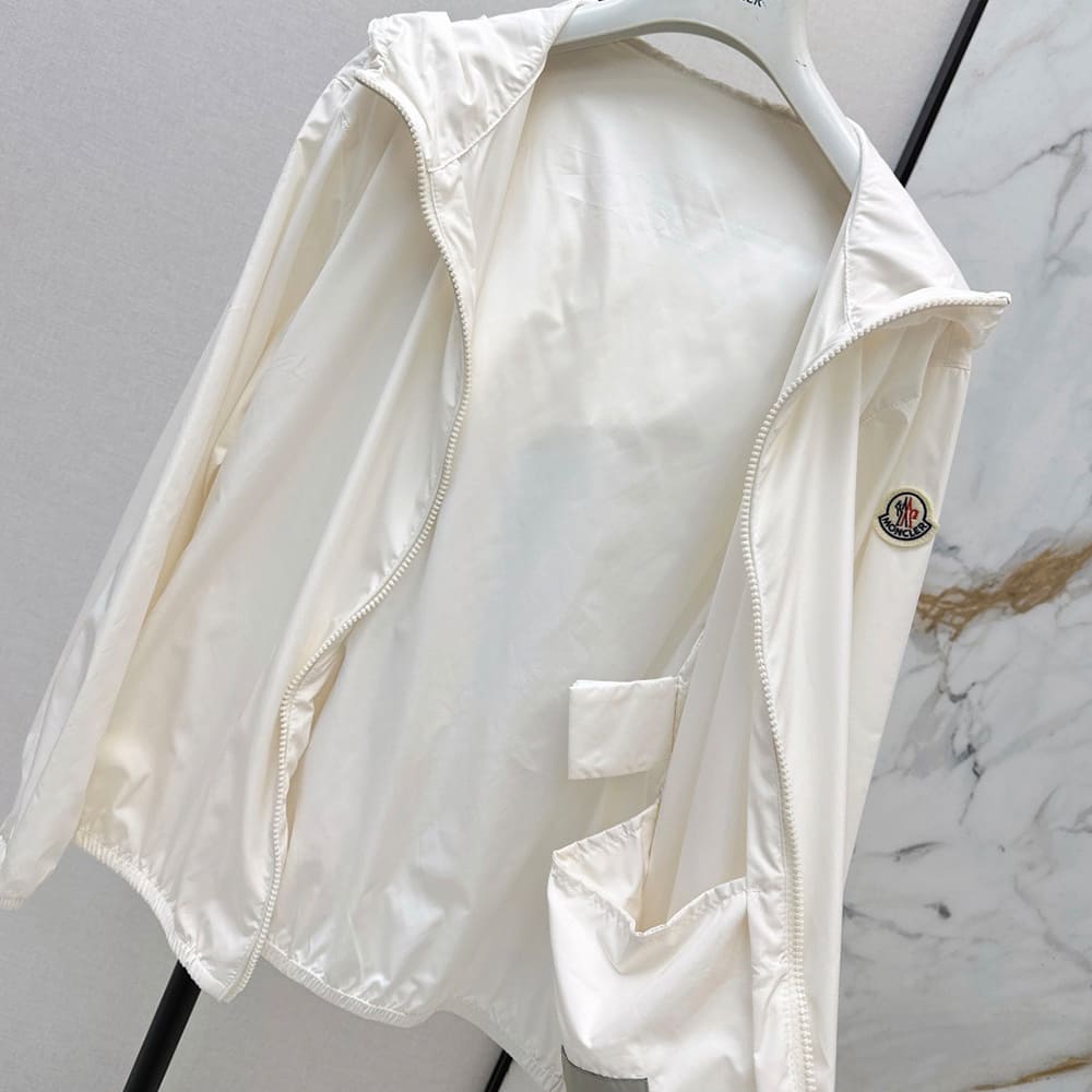 MONCLER WOMEN COAT(size:0|1|2)