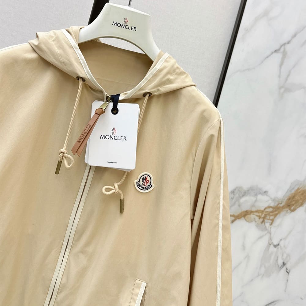 MONCLER WOMEN COAT(size:0|1|2|3)