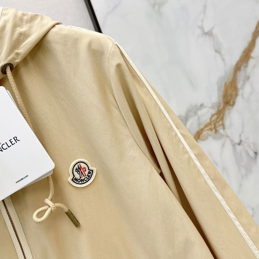 MONCLER WOMEN COAT(size:0|1|2|3)